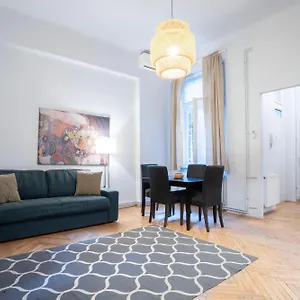  Apartamento Super Comfort With 3 Next To Opera Hungría